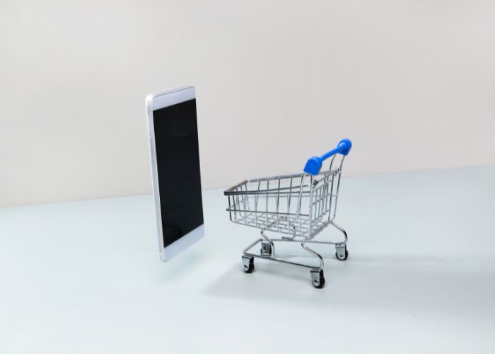 Can You Get a New Phone While Under Debt Review? 